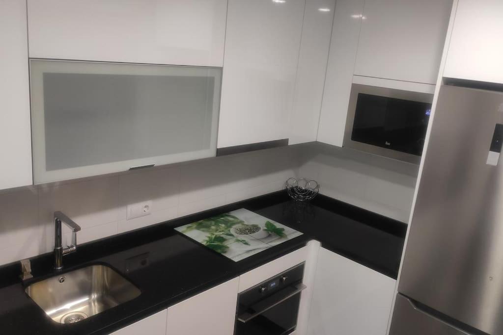 Piso En El Centro De Solares Apartman Kültér fotó